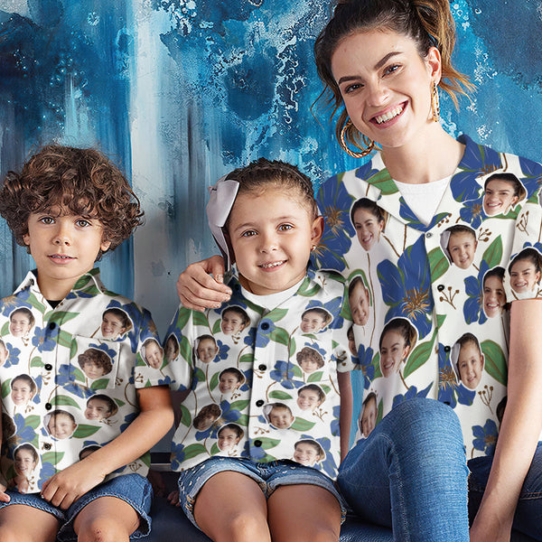 Benutzerdefiniertes Gesicht-Shirt Damen und Kinder Hawaiihemden Kurzarmhemd Muttertagsgeschenk Blaue Blumen